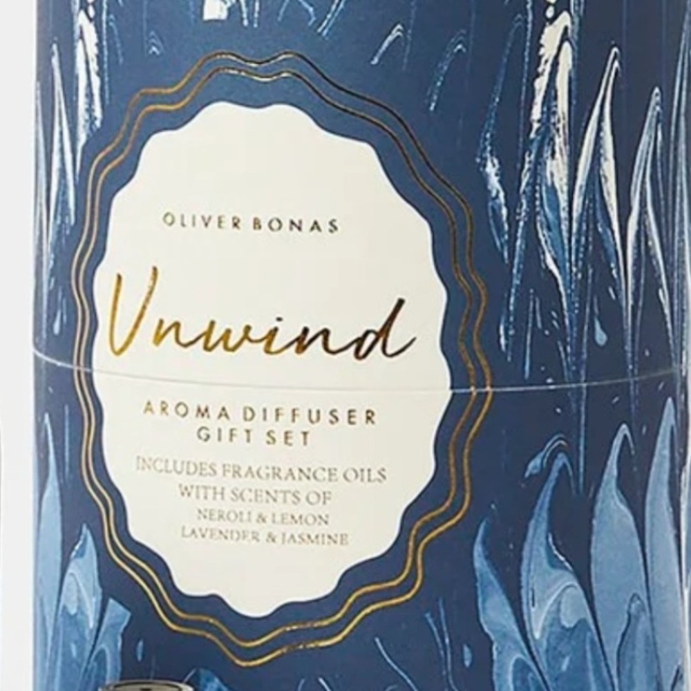 OLIVER BONAS UNWIND MARBLE AROMA ELECTRIC DIFFUSER & FRAGRANCE OILS